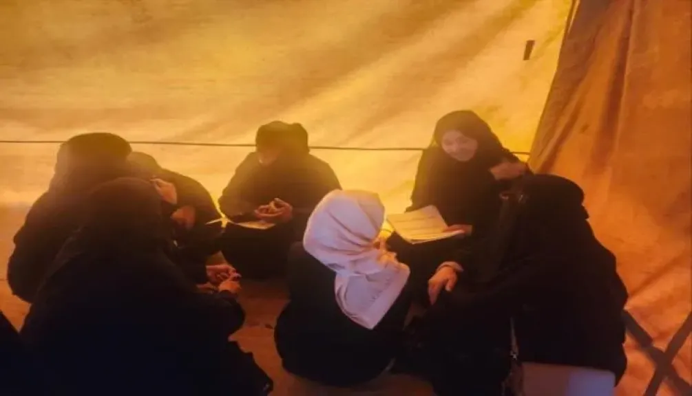 محاميات يمنيات في تعز يطلقن مبادرة ”خيمة النساء” لتوثيق جرائم الانفلات الأمني ودعم الضحايا